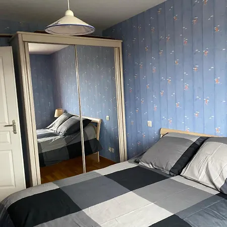 Maison Philippe Et Fils Semesterbostad Saint-Bonnet-pres-Riom